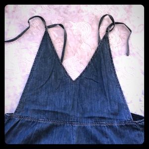 Denim overall so cute